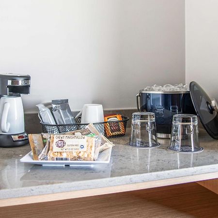 Hyatt Place Newark-Silicon Valley Exteriör bild