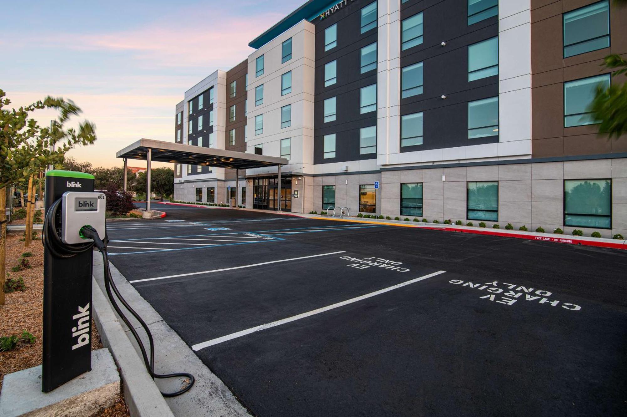 Hyatt Place Newark-Silicon Valley Exteriör bild