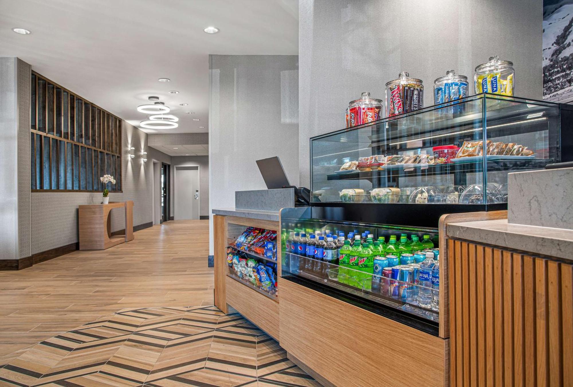 Hyatt Place Newark-Silicon Valley Exteriör bild